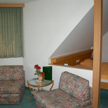 & Restaurant Zur Weintraube Szálloda