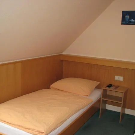 & Restaurant Zur Weintraube Hotel