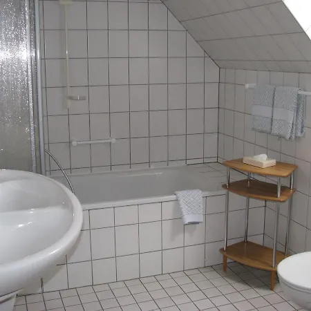 & Restaurant Zur Weintraube 3* Jena