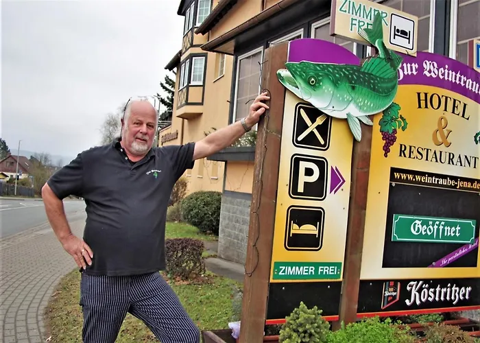 & Restaurant Zur Weintraube Szálloda Jéna