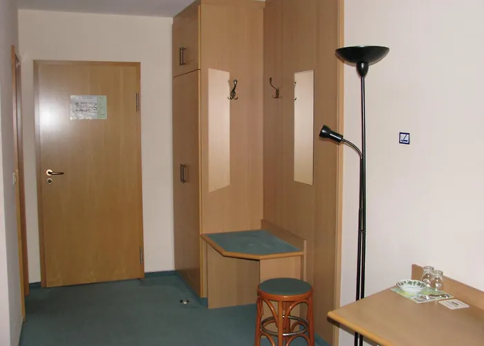 & Restaurant Zur Weintraube Hotel