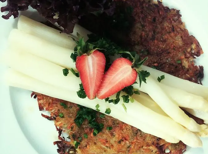 Szálloda & Restaurant Zur Weintraube 3*