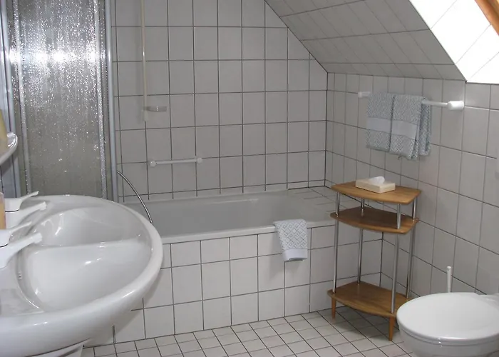 & Restaurant Zur Weintraube 3* Jena