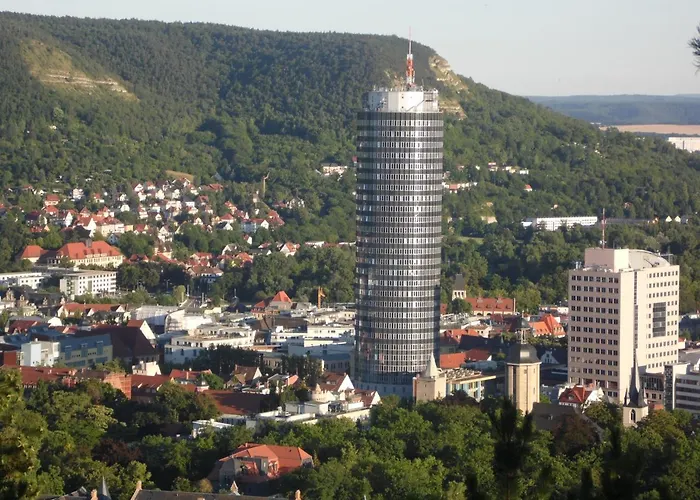 & Restaurant Zur Weintraube Szálloda 3*